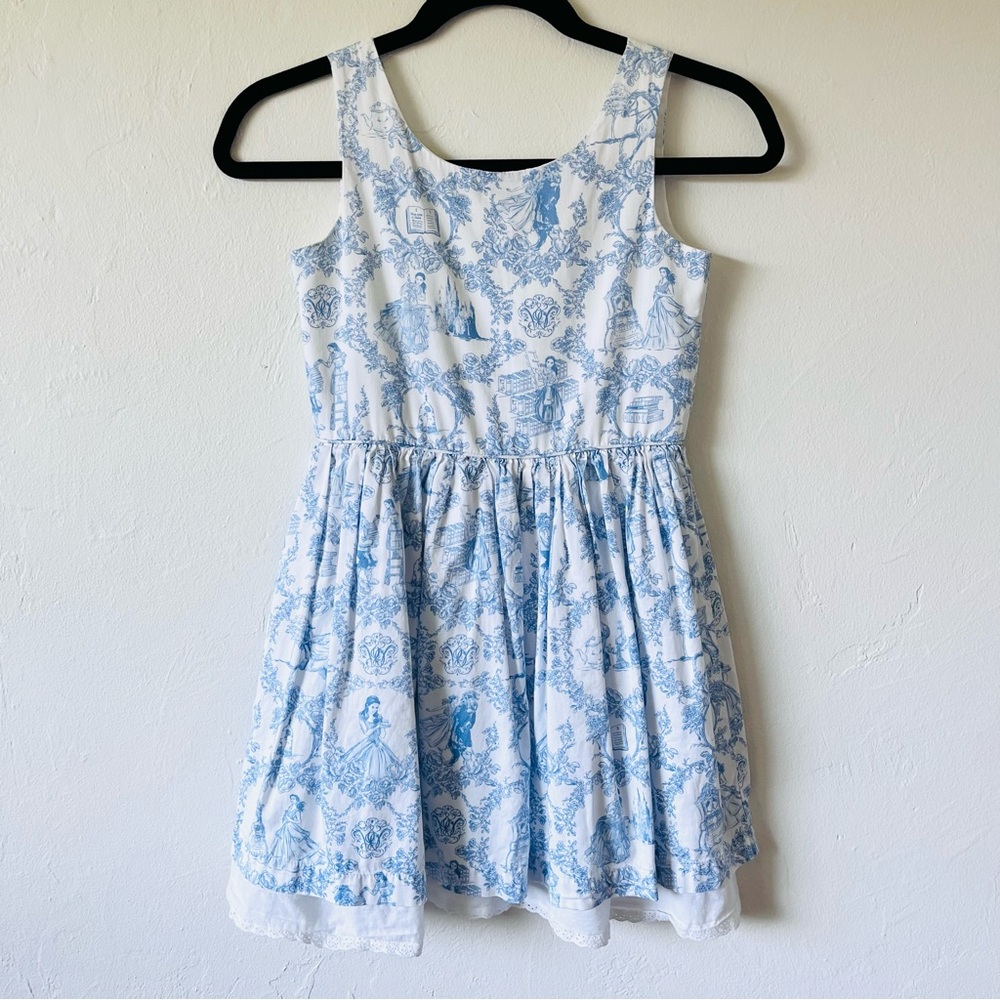 Beauty and the Beast Toile Storybook Dress in Blue & White, Size Medium (7/8)